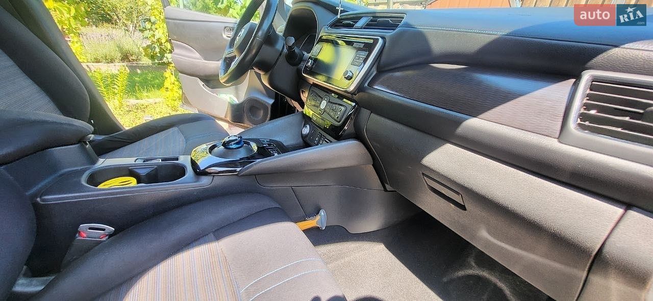 Nissan Leaf 2018 VIN SJNFAAZE1U0013475 фото оголошення 37 з 46