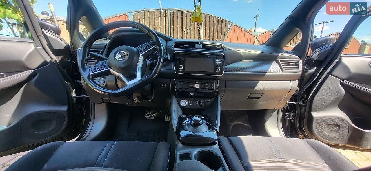 Nissan Leaf 2018 VIN SJNFAAZE1U0013475 фото оголошення 41 з 46