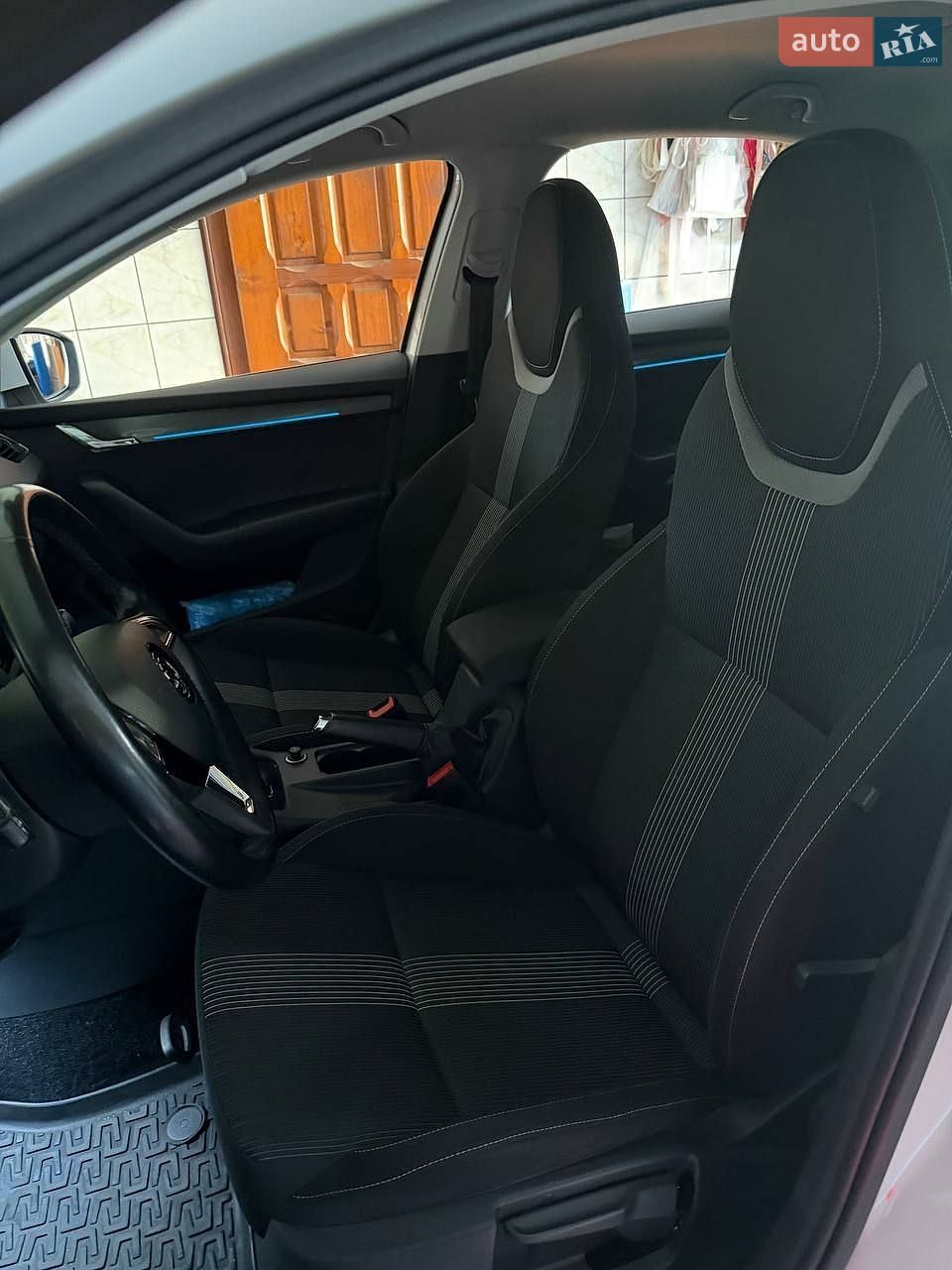 Skoda Octavia 2019 VIN TMBAJ7NE8K0163545 фото оголошення 3 з 23