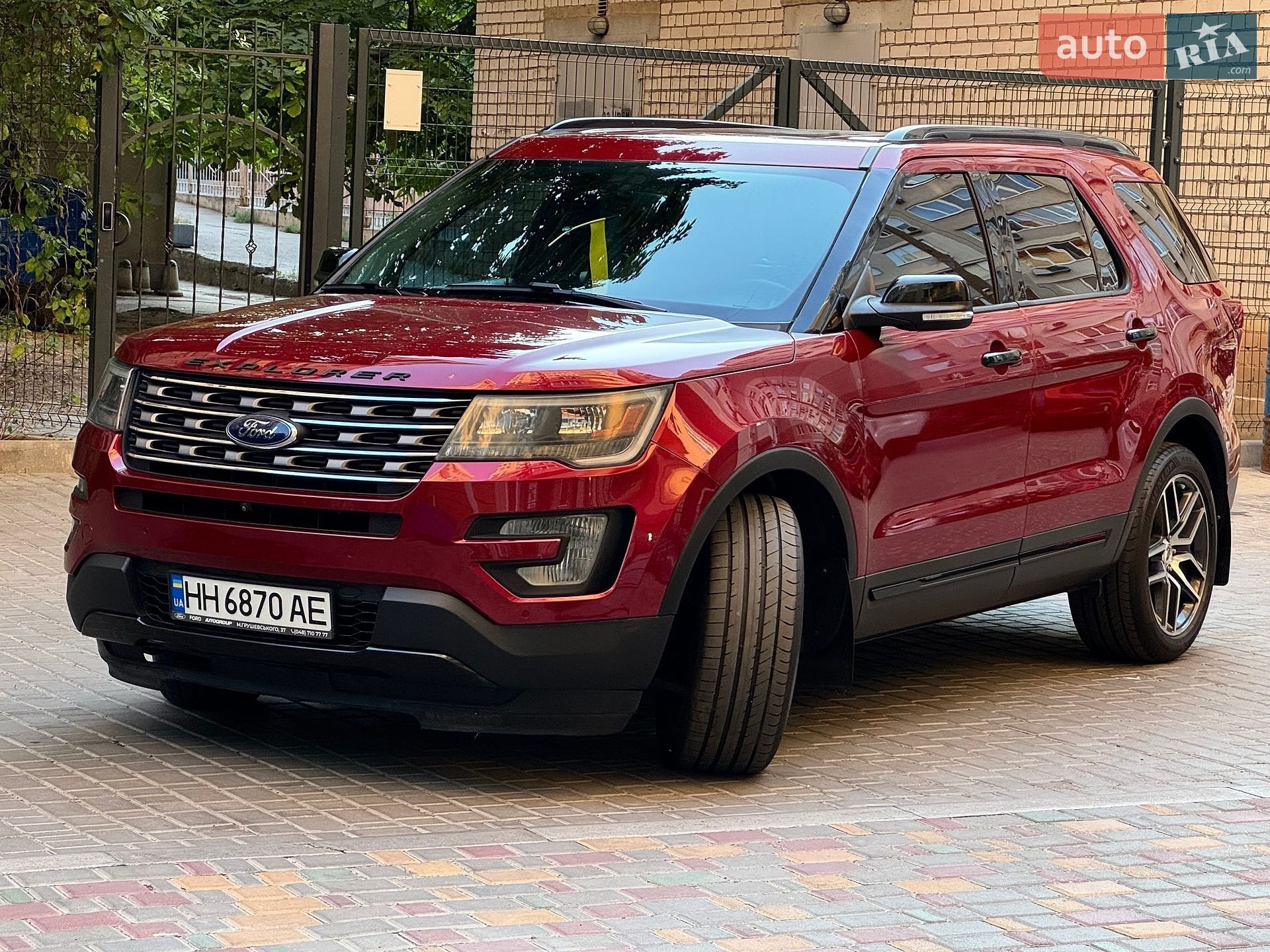 Ford Explorer 2017 VIN 1FM5K8GT1HGC19532 фото оголошення 9 з 28
