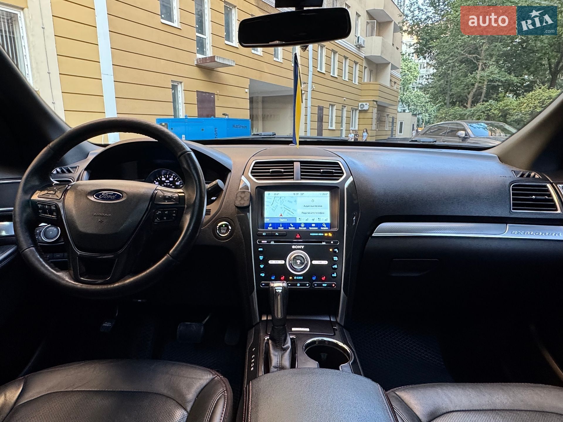 Ford Explorer 2017 VIN 1FM5K8GT1HGC19532 фото оголошення 19 з 28