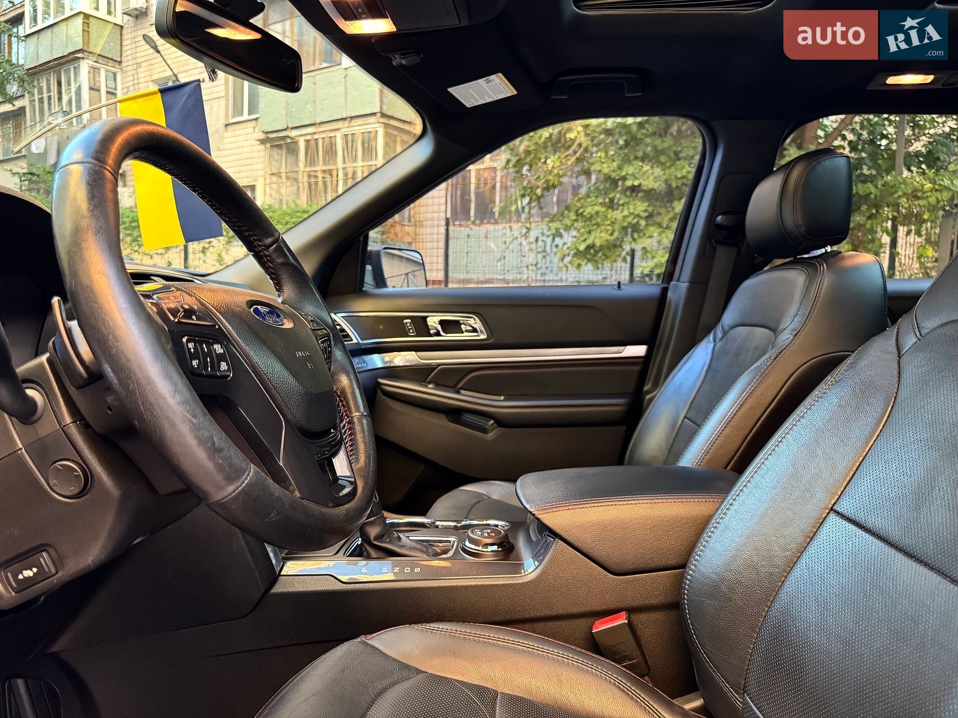 Ford Explorer 2017 VIN 1FM5K8GT1HGC19532 фото оголошення 21 з 28