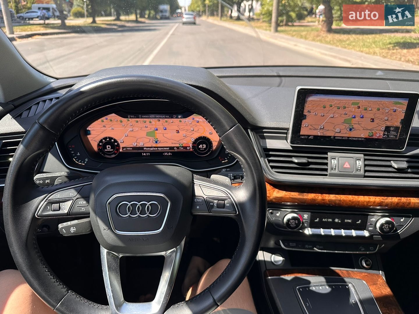 Audi Q5 2017 VIN WA1ANAFY3J2014046 фото оголошення 23 з 40