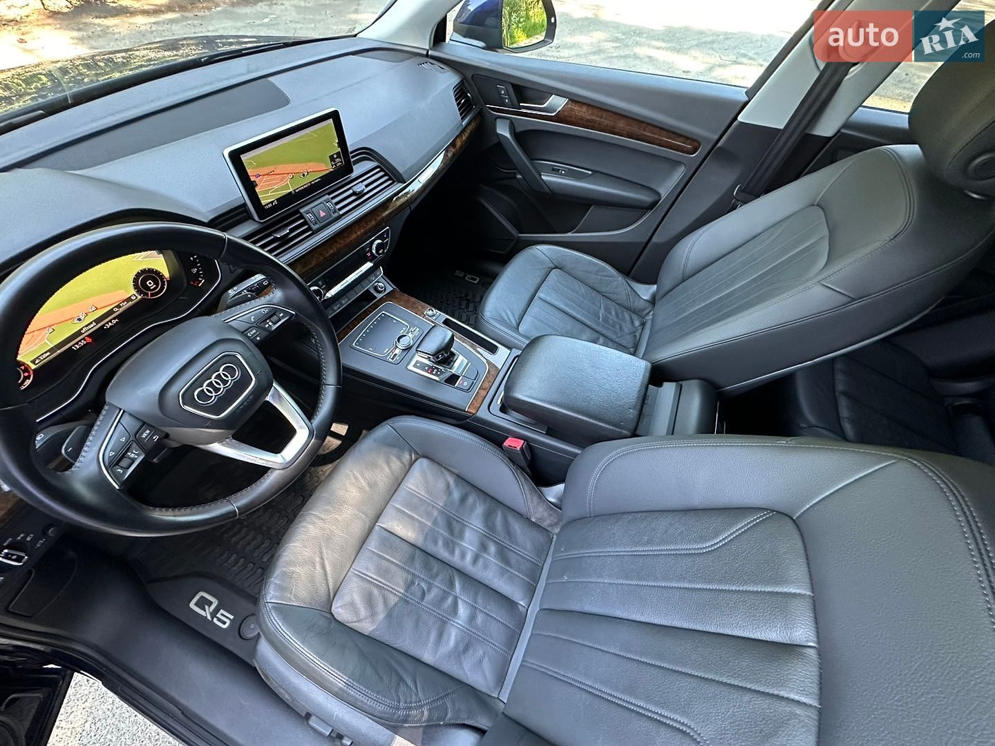 Audi Q5 2017 VIN WA1ANAFY3J2014046 фото оголошення 22 з 40