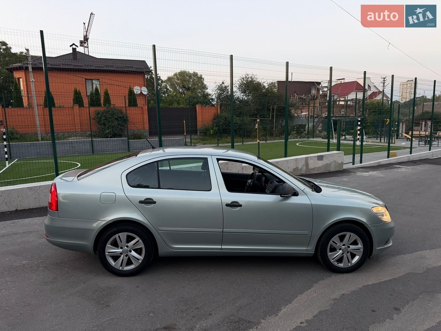 Skoda Octavia 2009 VIN TMBDA61Z492052084 фото оголошення 16 з 53