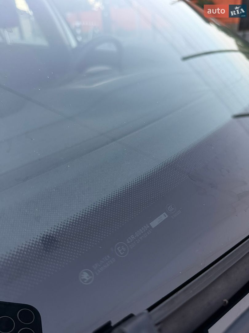 Skoda Octavia 2009 VIN TMBDA61Z492052084 фото оголошення 47 з 53