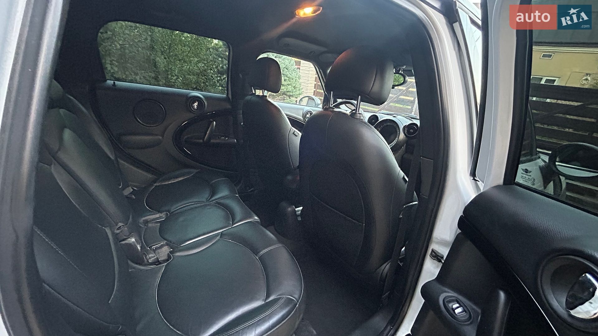 MINI Countryman 2011 VIN WMWZC51060WK68720 фото оголошення 11 з 19
