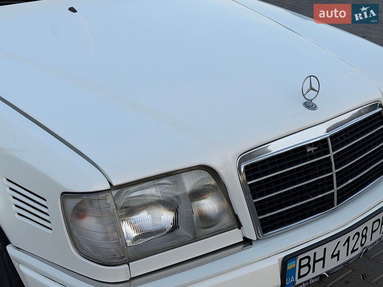 Mercedes-Benz E-Class 1994 VIN WDB1241201J052290 фото оголошення 8 з 20