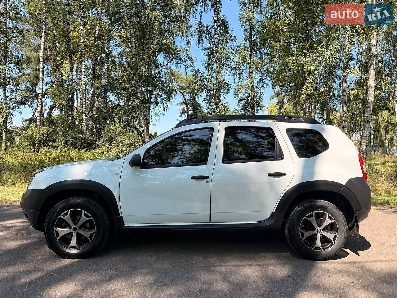 Renault Duster 2017 VIN VF1HSRADG57318391 фото оголошення 5 з 28