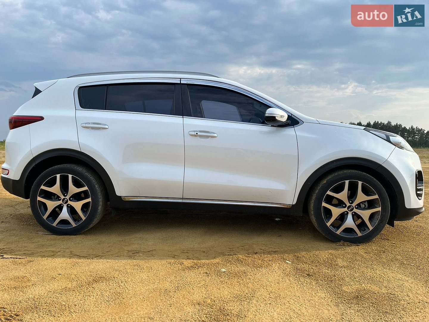 Kia Sportage 2018 VIN KNAPN813BJK491046 фото оголошення 12 з 39