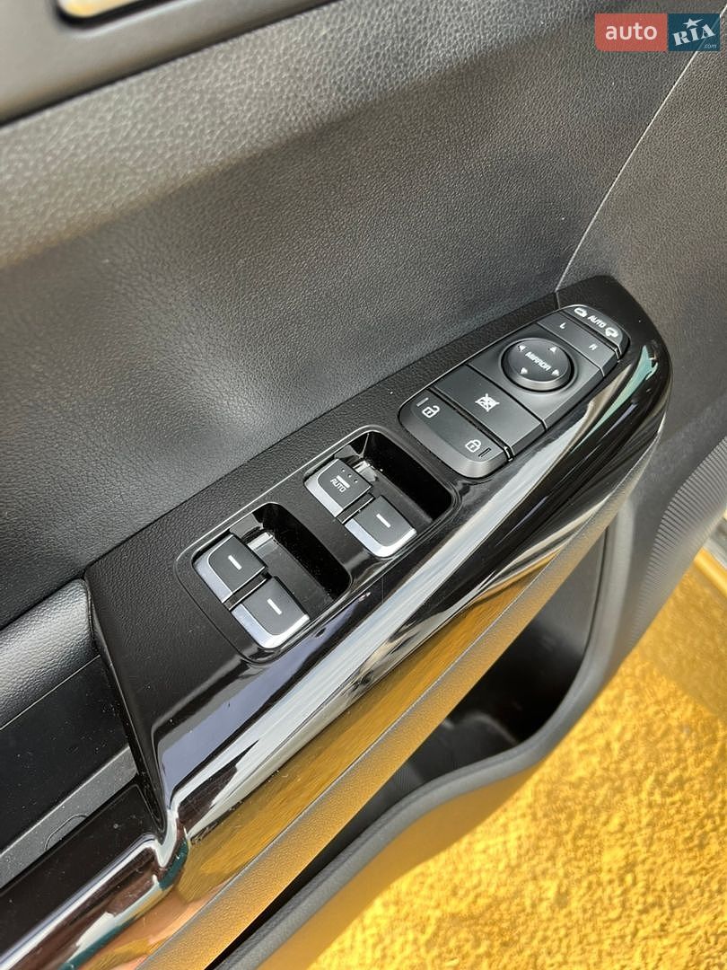 Kia Sportage 2018 VIN KNAPN813BJK491046 фото оголошення 36 з 39