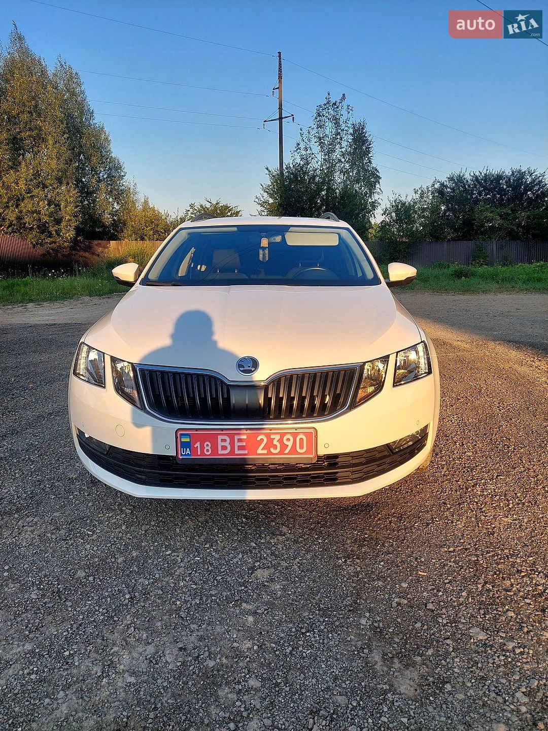 Skoda Octavia 2018 VIN TMBLG7NE9K0061968 фото оголошення 3 з 40