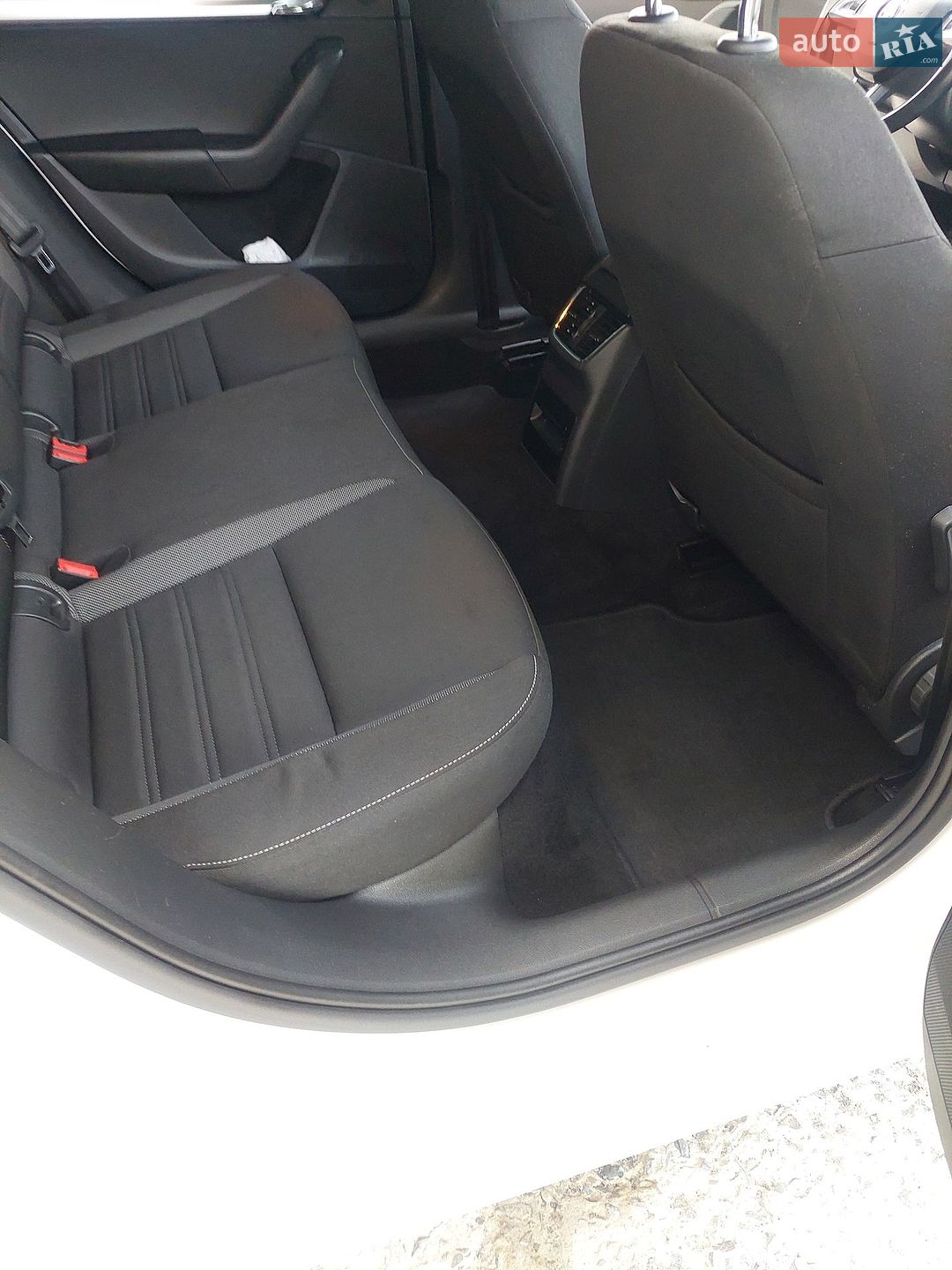 Skoda Octavia 2018 VIN TMBLG7NE9K0061968 фото оголошення 27 з 40