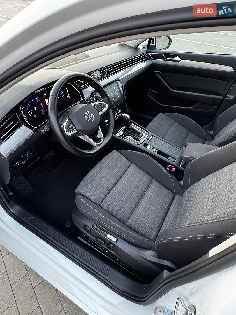 Volkswagen Passat 2022 VIN WVWZZZ3CZNE067464 фото оголошення 6 з 13
