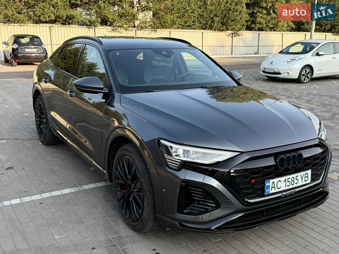 Audi Q8 Sportback e-tron 2023 VIN WAUZZZGE5RB023596 фото оголошення 4 з 111