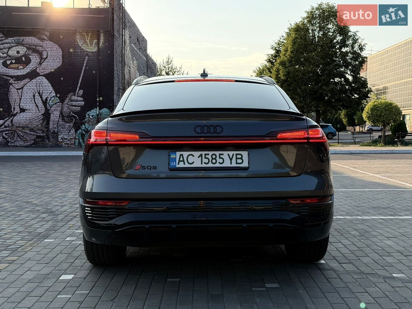 Audi Q8 Sportback e-tron 2023 VIN WAUZZZGE5RB023596 фото оголошення 7 з 111