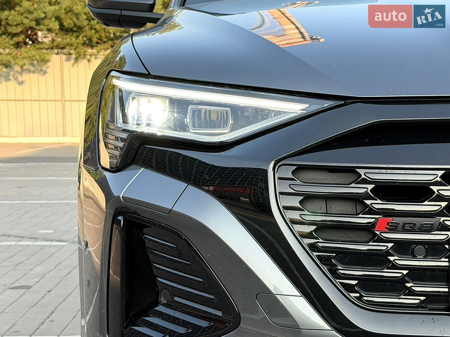 Audi Q8 Sportback e-tron 2023 VIN WAUZZZGE5RB023596 фото оголошення 10 з 111