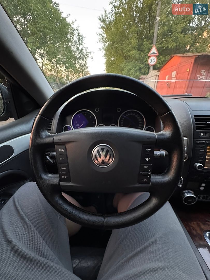 Volkswagen Touareg 2005 VIN WVGZZZ7LZ6D014216 фото оголошення 3 з 84