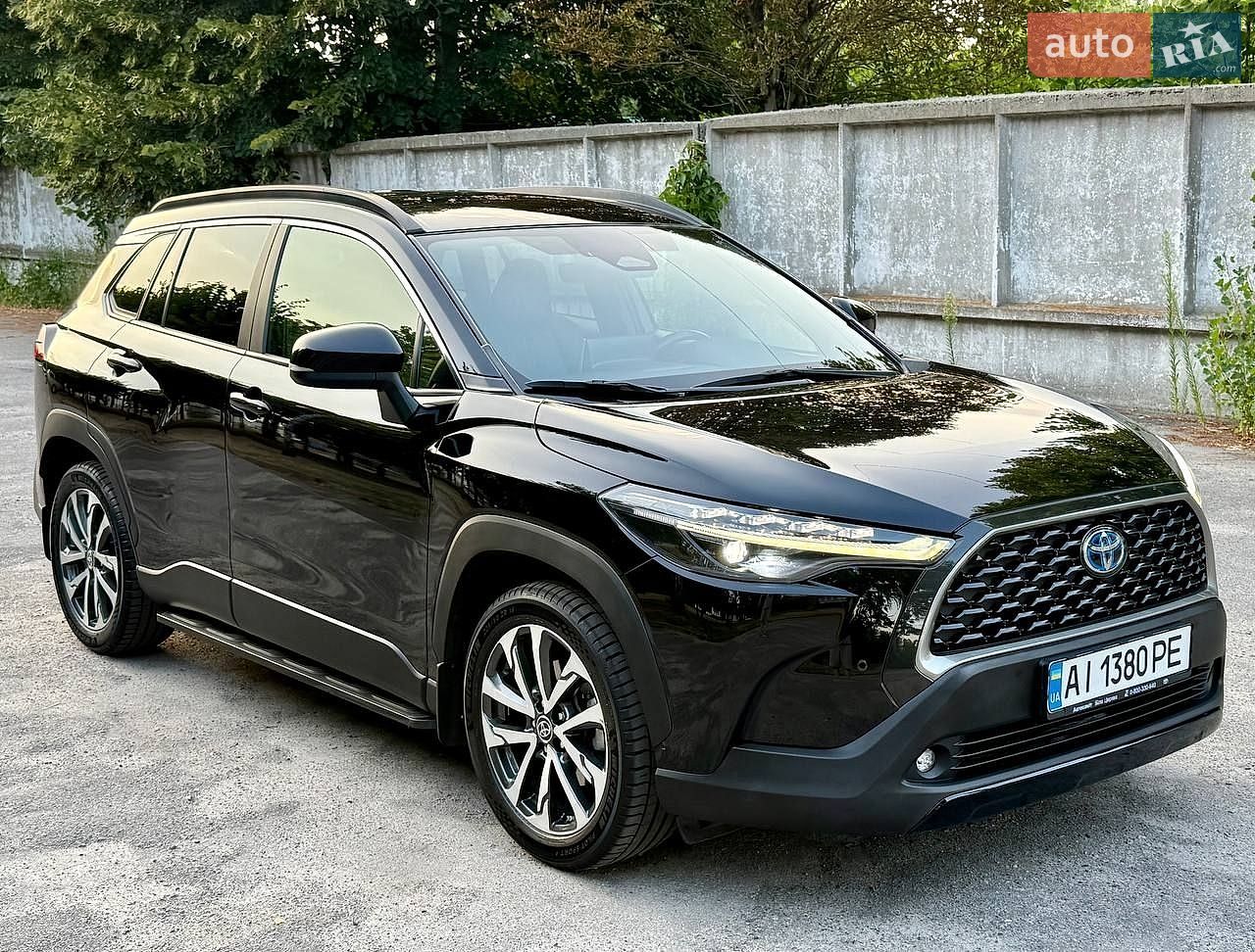 Toyota Corolla Cross 2022 VIN JTNABACB00J005884 фото оголошення 9 з 78