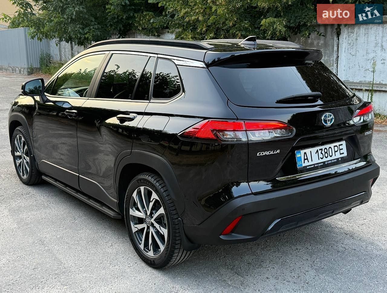 Toyota Corolla Cross 2022 VIN JTNABACB00J005884 фото оголошення 12 з 78