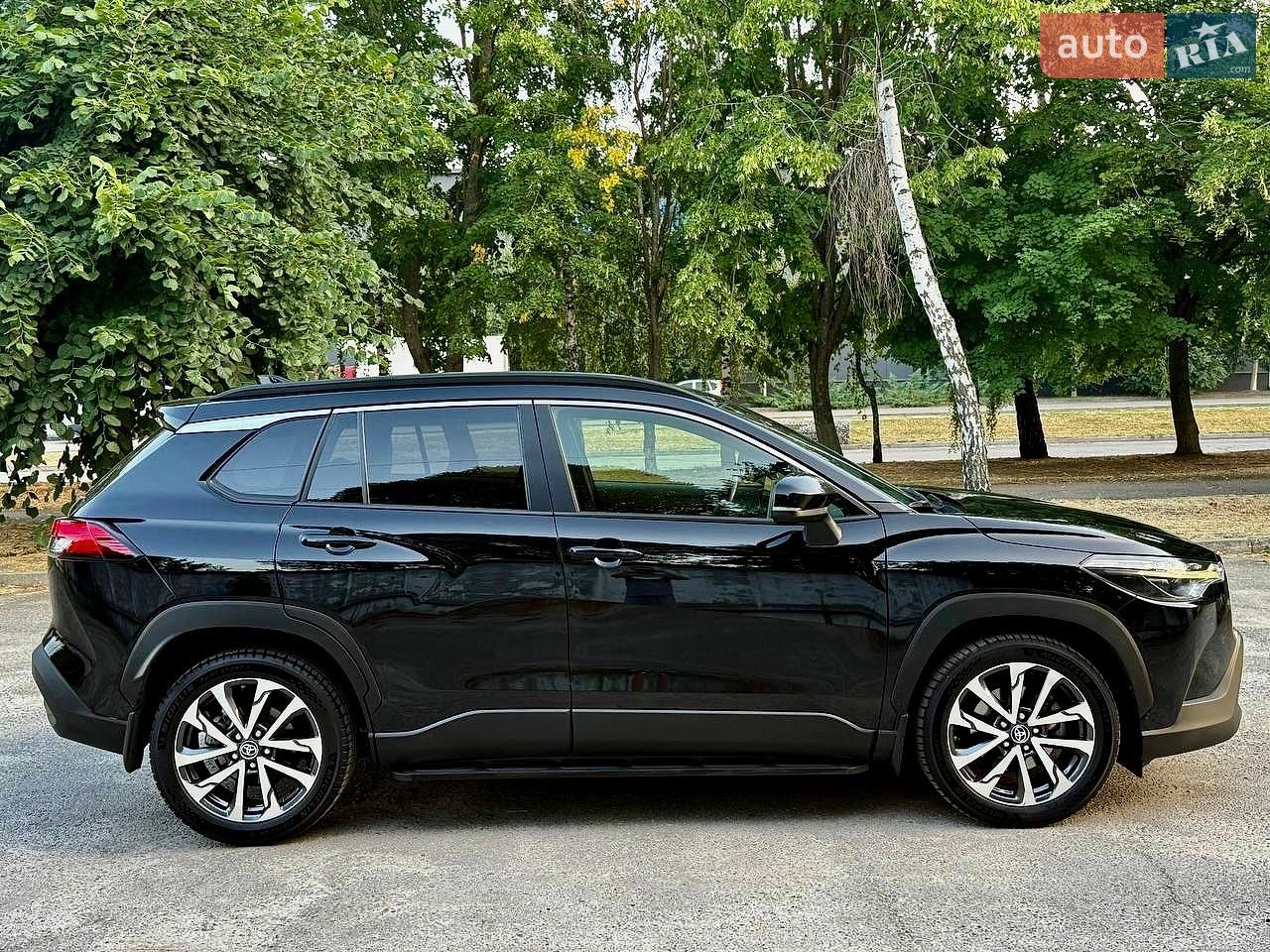 Toyota Corolla Cross 2022 VIN JTNABACB00J005884 фото оголошення 7 з 78