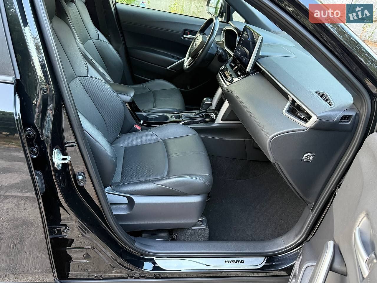 Toyota Corolla Cross 2022 VIN JTNABACB00J005884 фото оголошення 50 з 78