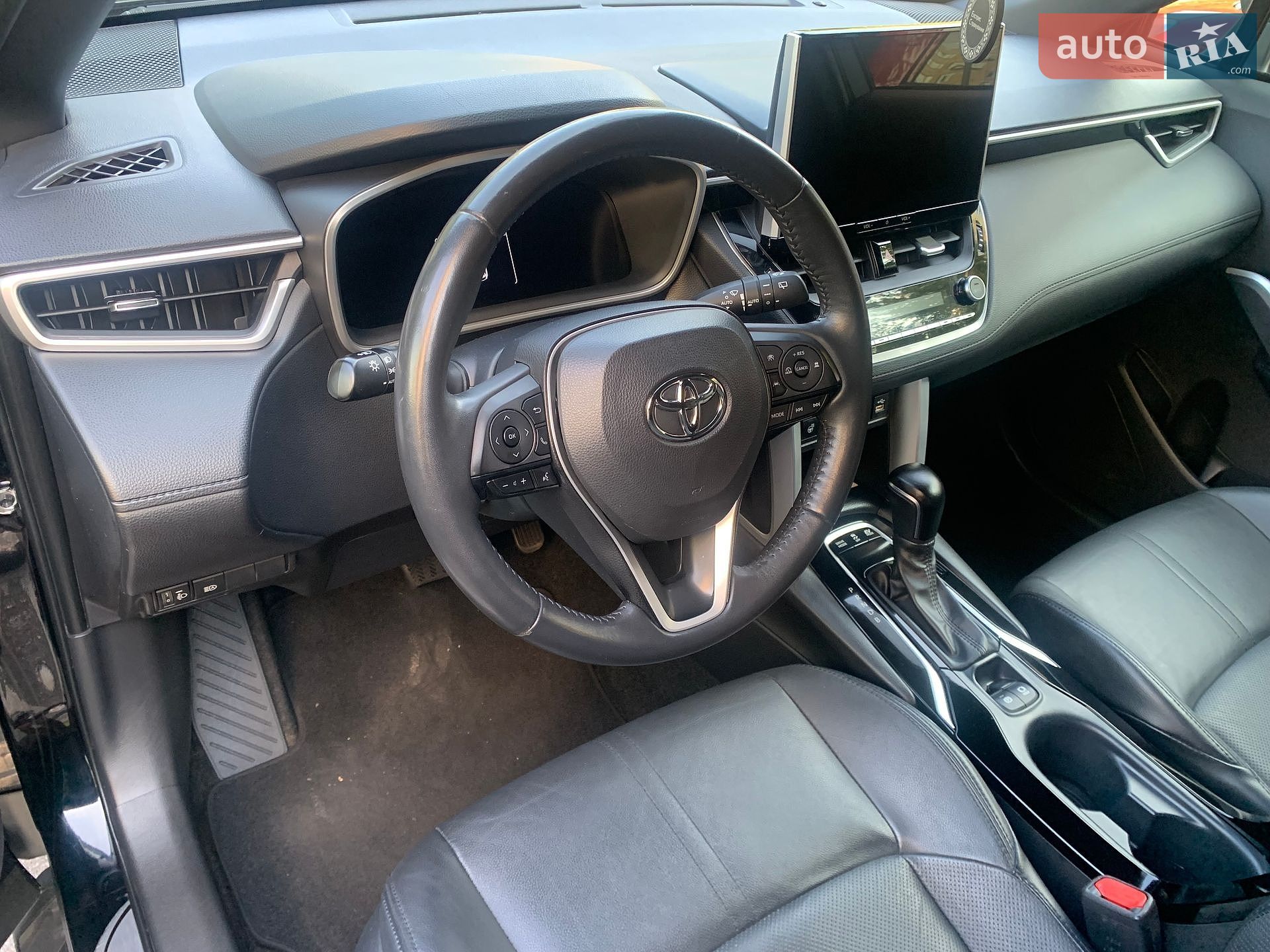 Toyota Corolla Cross 2022 VIN JTNABACB00J005884 фото оголошення 41 з 78