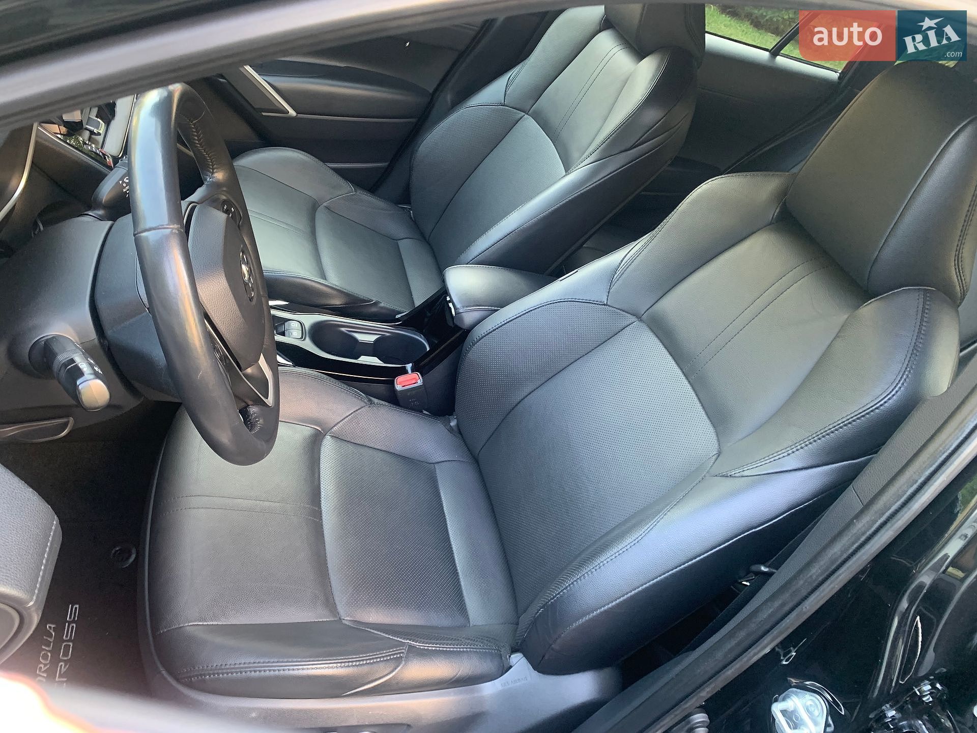 Toyota Corolla Cross 2022 VIN JTNABACB00J005884 фото оголошення 47 з 78