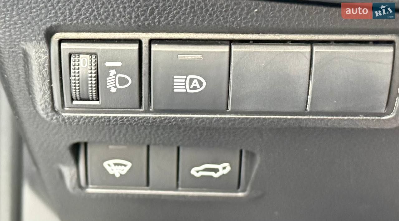 Toyota Corolla Cross 2022 VIN JTNABACB00J005884 фото оголошення 36 з 78