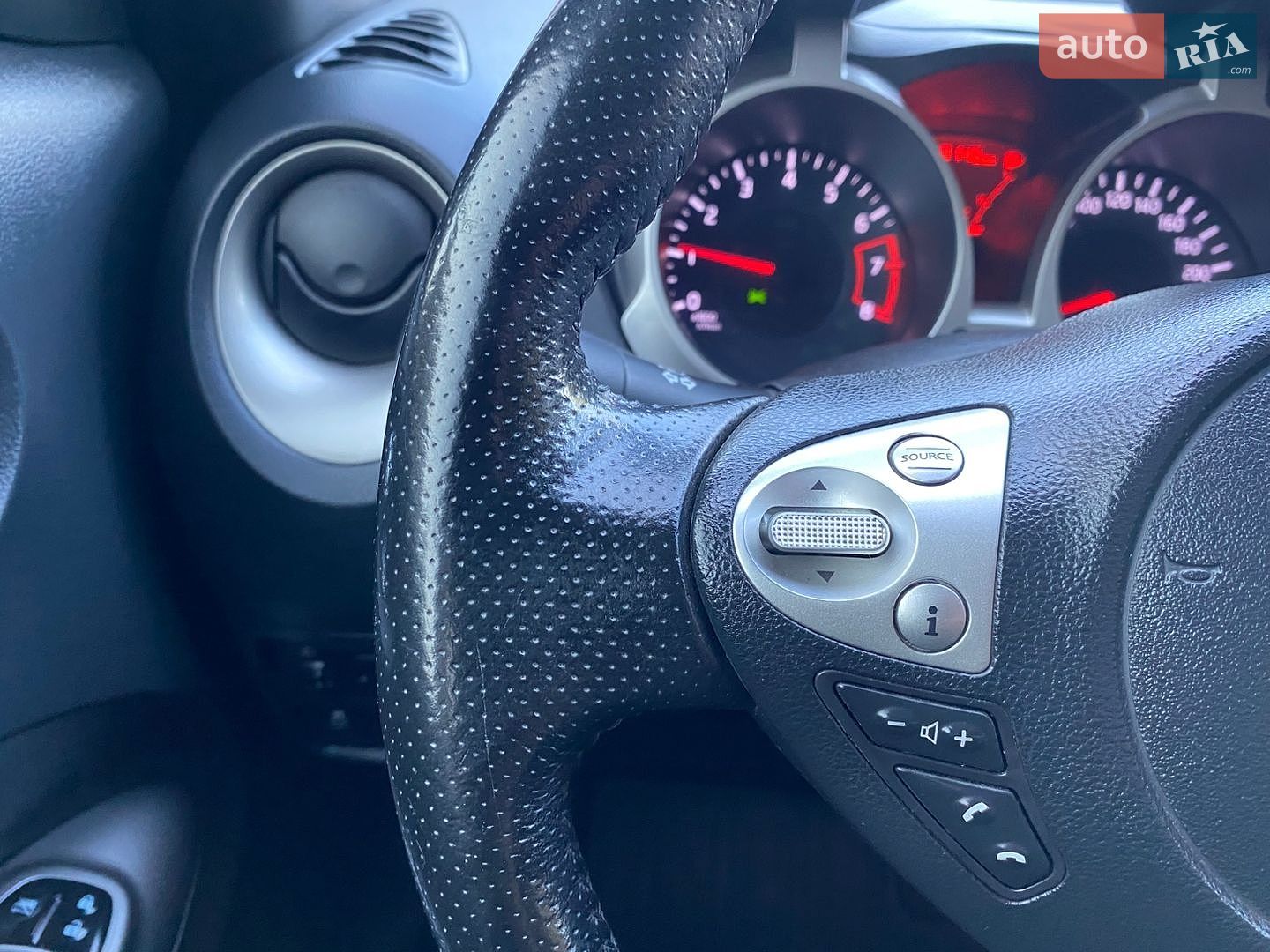 Nissan Juke 2013 VIN SJNFBAF15U6425486 фото оголошення 48 з 74