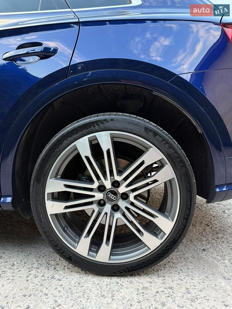 Audi SQ5 2018 VIN WA1A4AFY9J2155447 фото оголошення 16 з 36