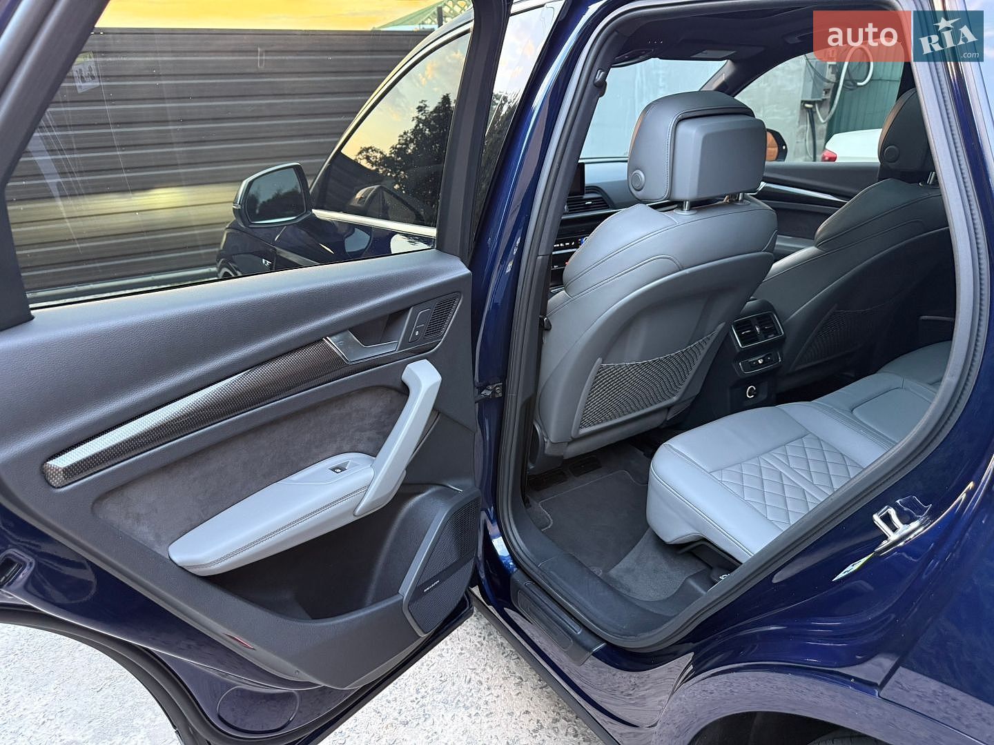 Audi SQ5 2018 VIN WA1A4AFY9J2155447 фото оголошення 24 з 36
