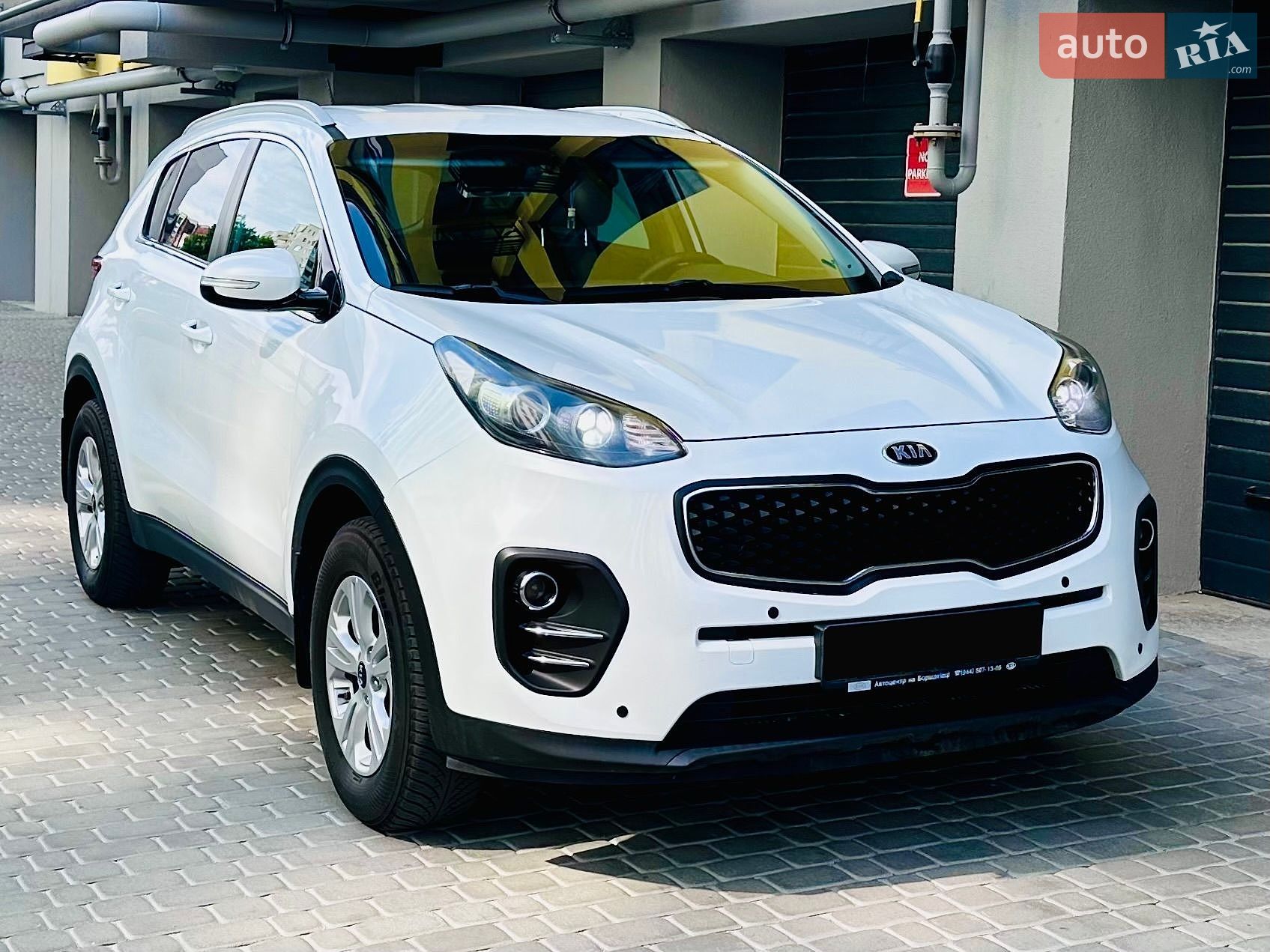 Kia Sportage 2017 VIN U5YPG815GHL380951 фото оголошення 4 з 76