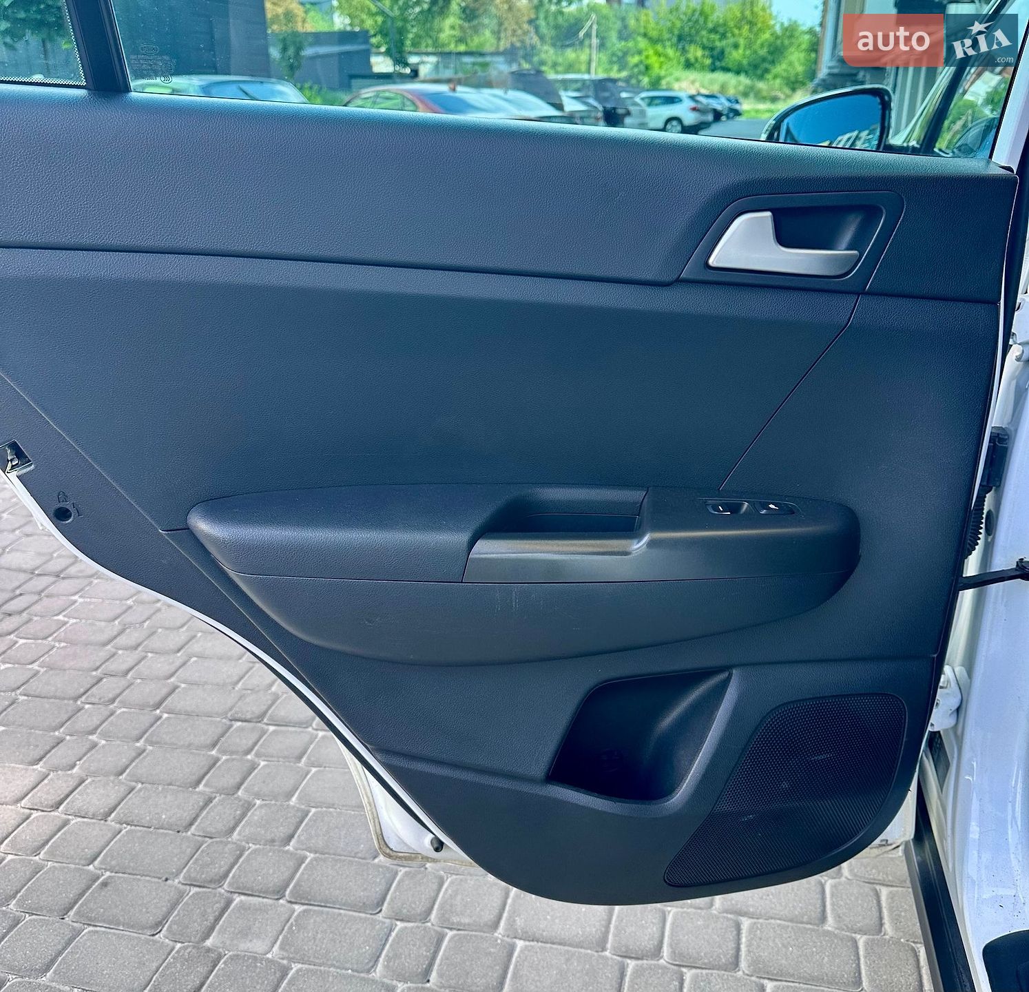 Kia Sportage 2017 VIN U5YPG815GHL380951 фото оголошення 56 з 76