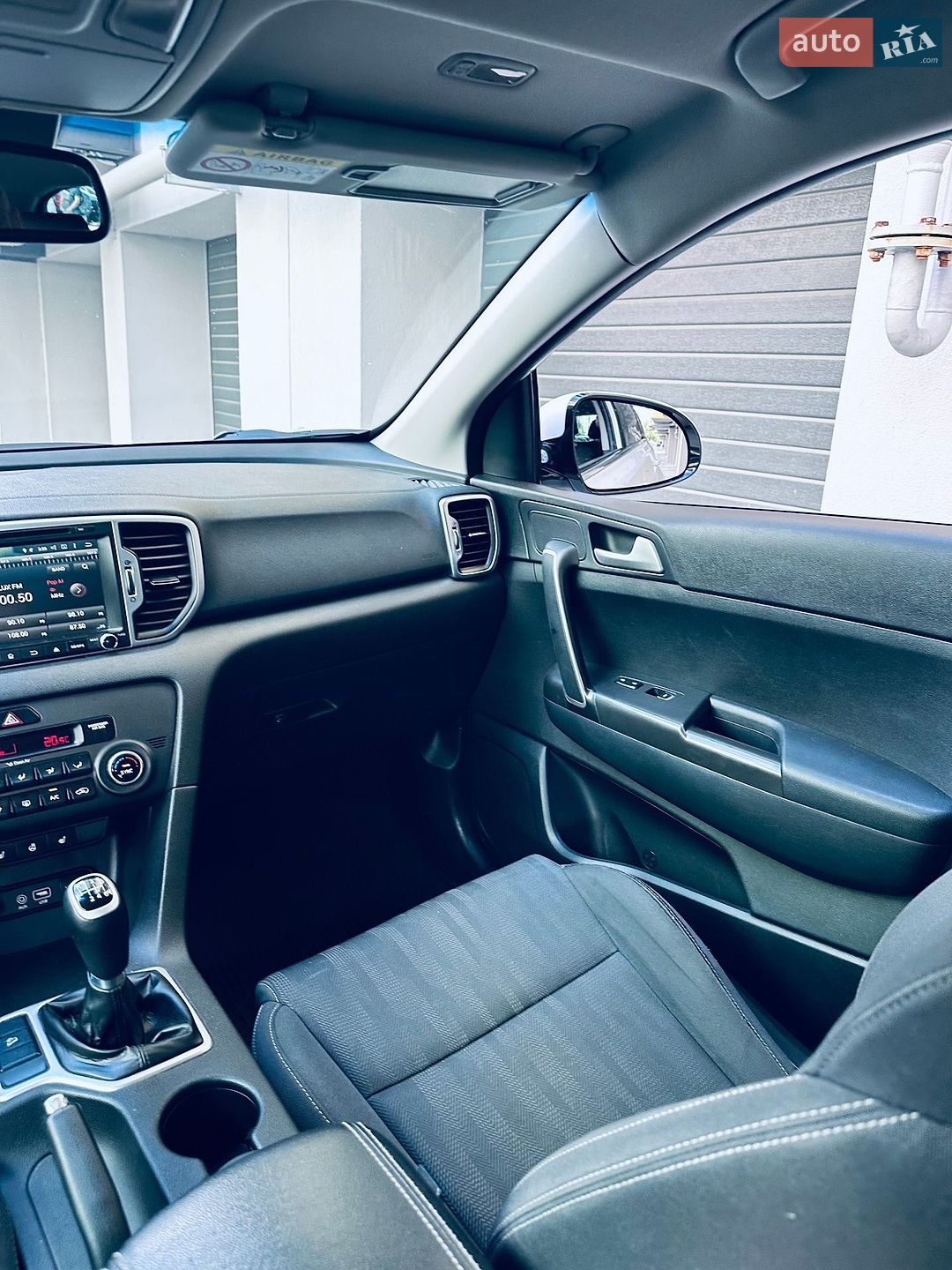 Kia Sportage 2017 VIN U5YPG815GHL380951 фото оголошення 59 з 76