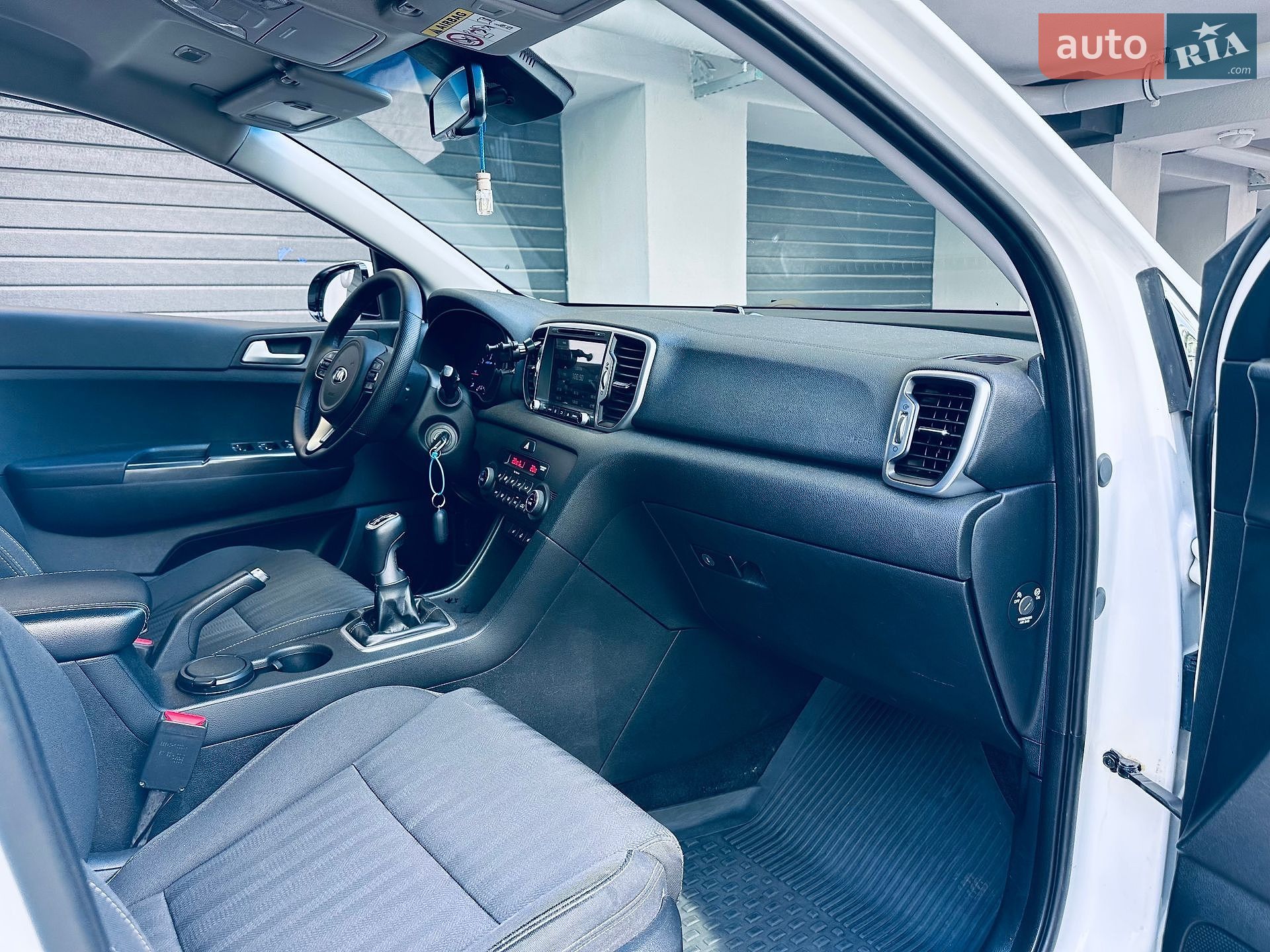 Kia Sportage 2017 VIN U5YPG815GHL380951 фото оголошення 11 з 29