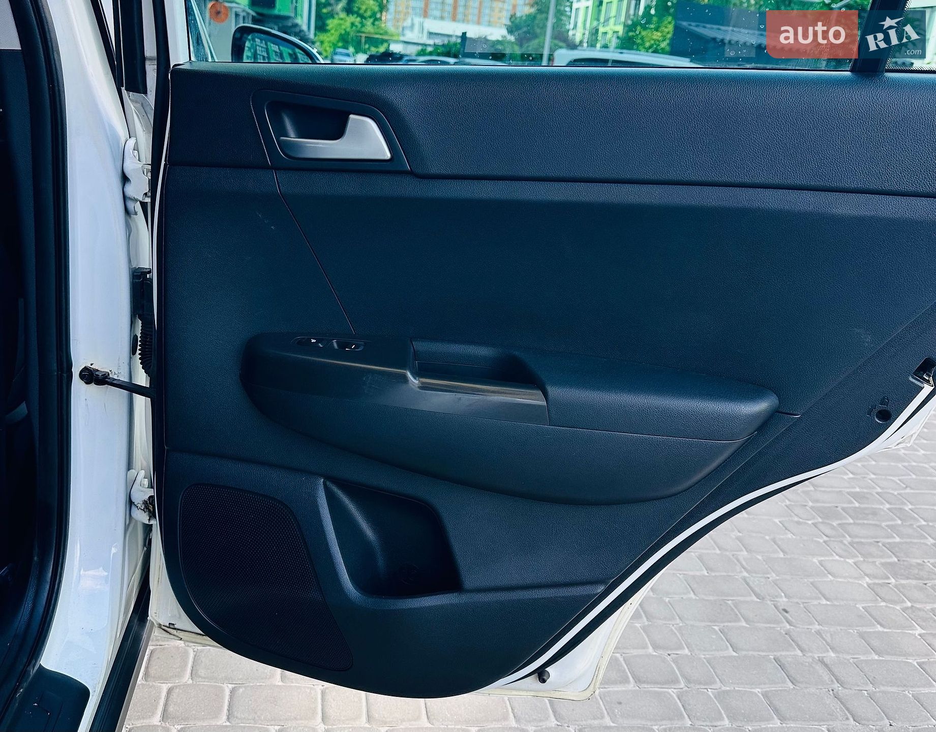Kia Sportage 2017 VIN U5YPG815GHL380951 фото оголошення 69 з 76