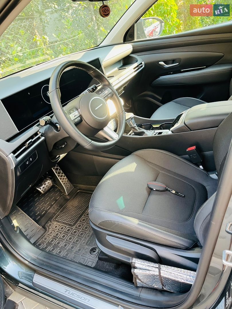 Hyundai Tucson 2025 VIN TMAJB81DBSJ629886 фото оголошення 18 з 24