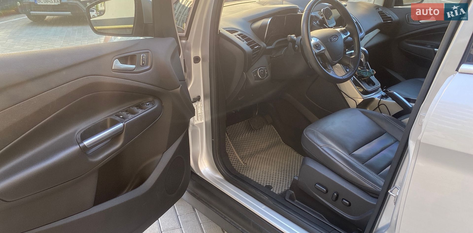 Ford C-Max 2016 VIN 1FADP5CU5GL106144 фото оголошення 13 з 19