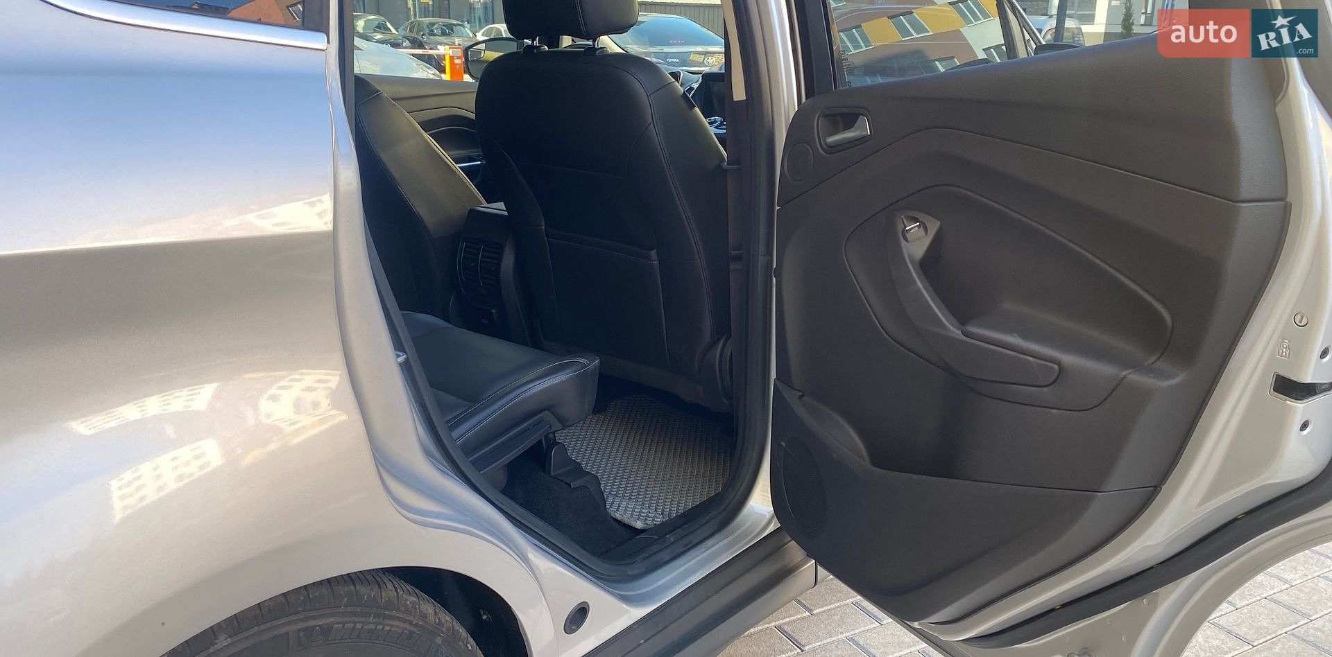 Ford C-Max 2016 VIN 1FADP5CU5GL106144 фото оголошення 17 з 19