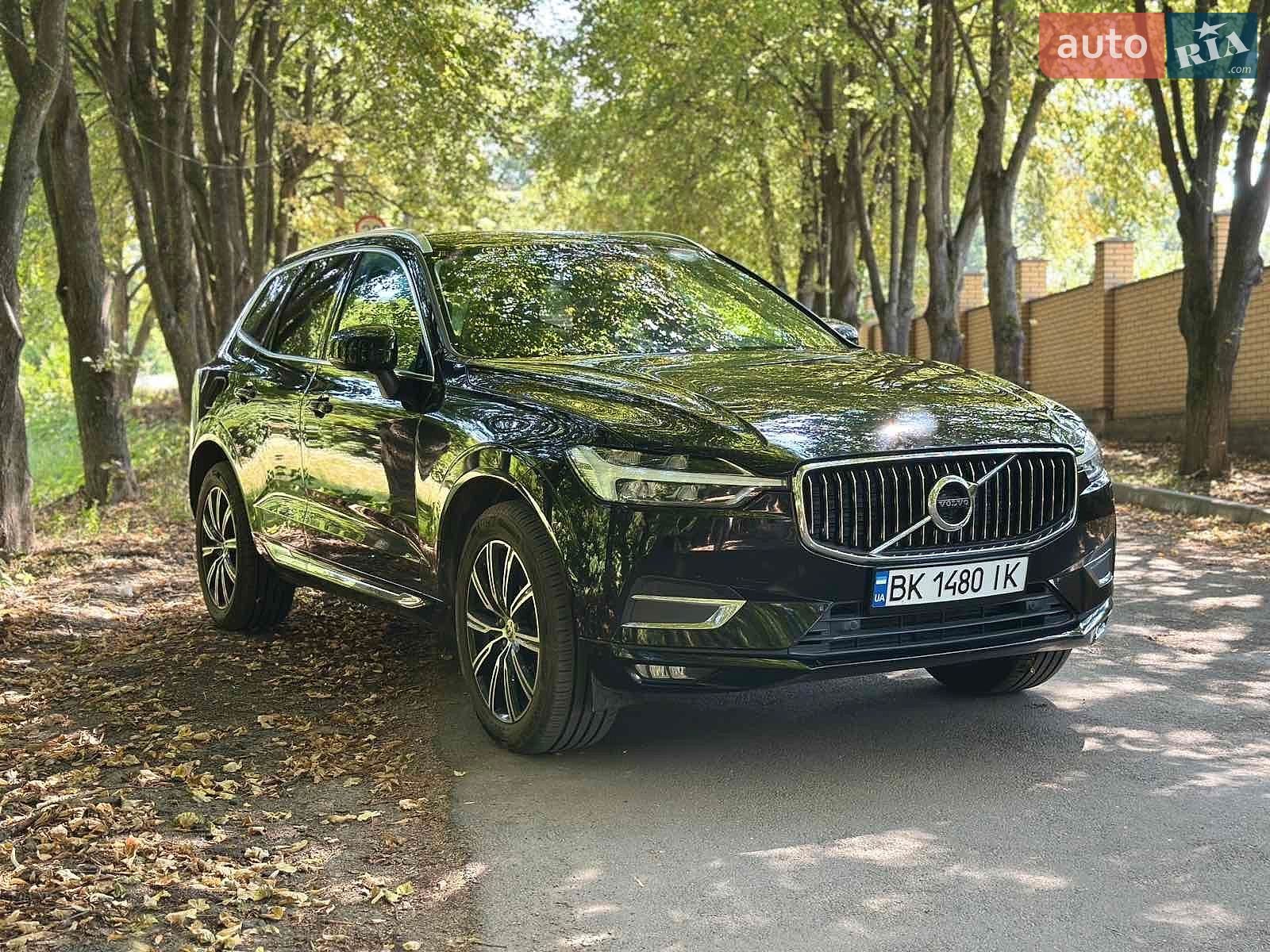 Volvo XC60 2018 VIN YV1UZ68UCK1198331 фото оголошення 7 з 19