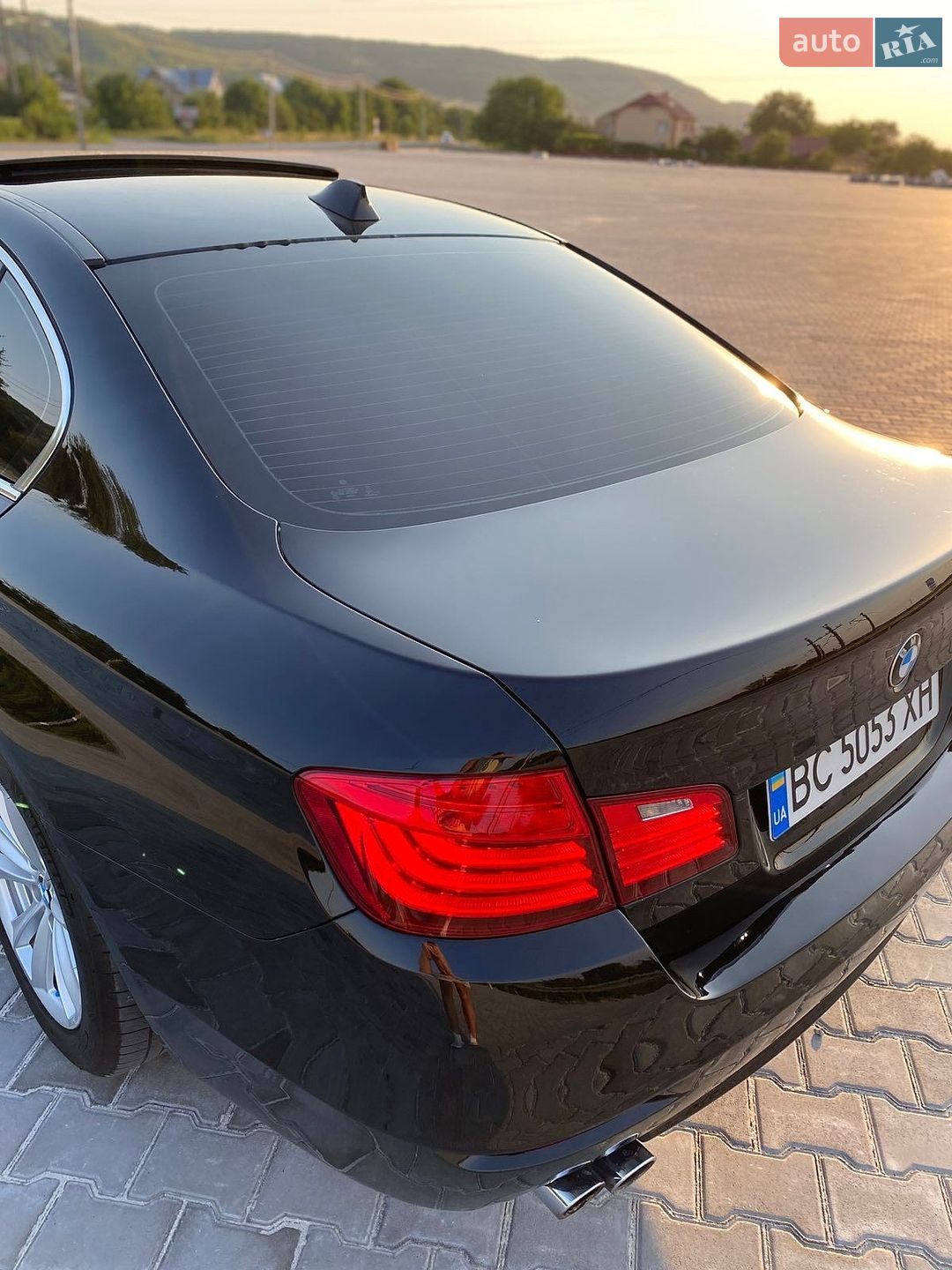 BMW 5 Series 2015 VIN WBA5A5C54GD529846 фото оголошення 11 з 40