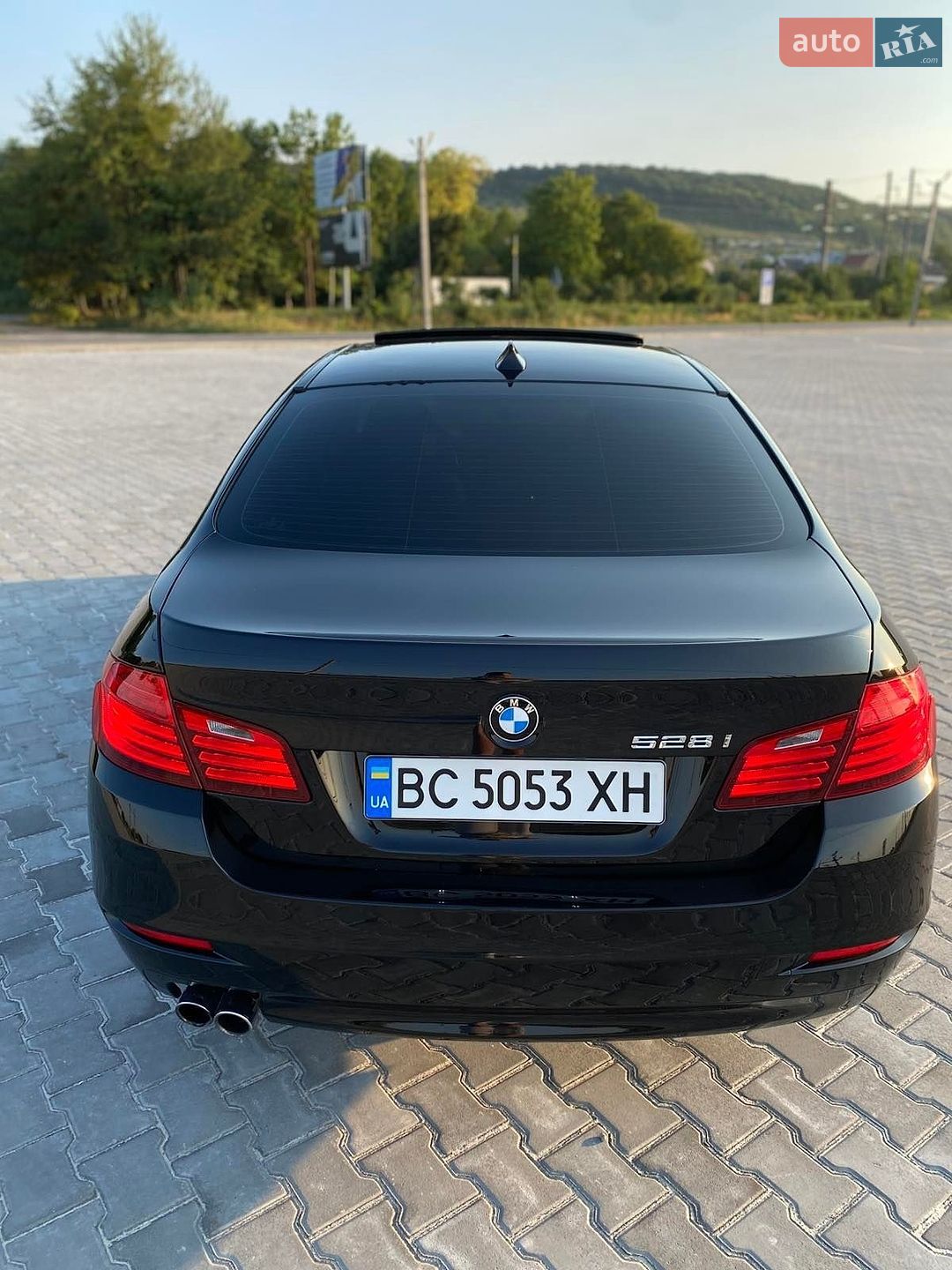 BMW 5 Series 2015 VIN WBA5A5C54GD529846 фото оголошення 12 з 40