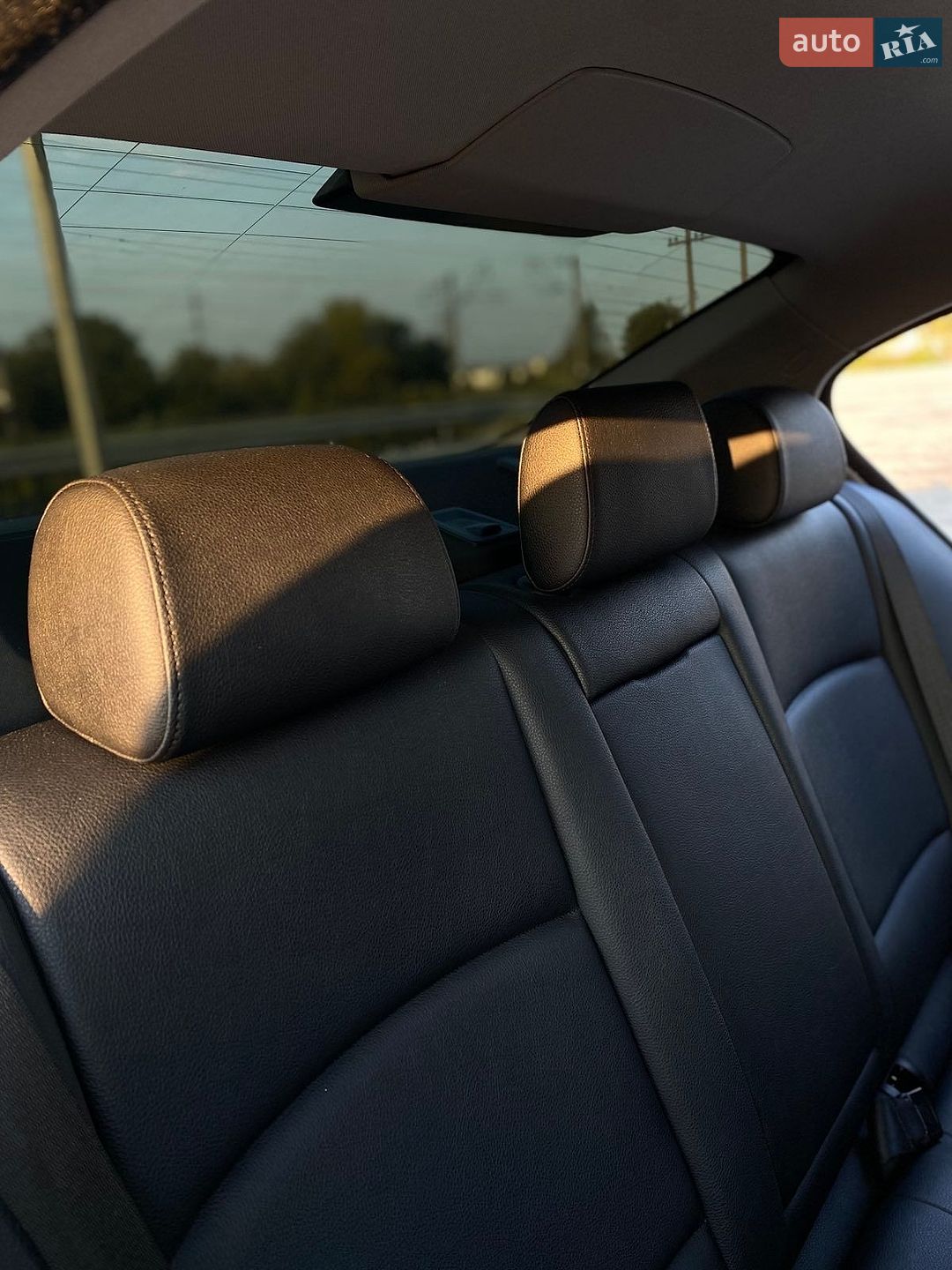 BMW 5 Series 2015 VIN WBA5A5C54GD529846 фото оголошення 32 з 40