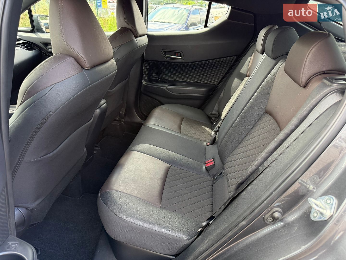 Toyota C-HR 2018 VIN NMTKZ3BX60R201049 фото оголошення 22 з 30
