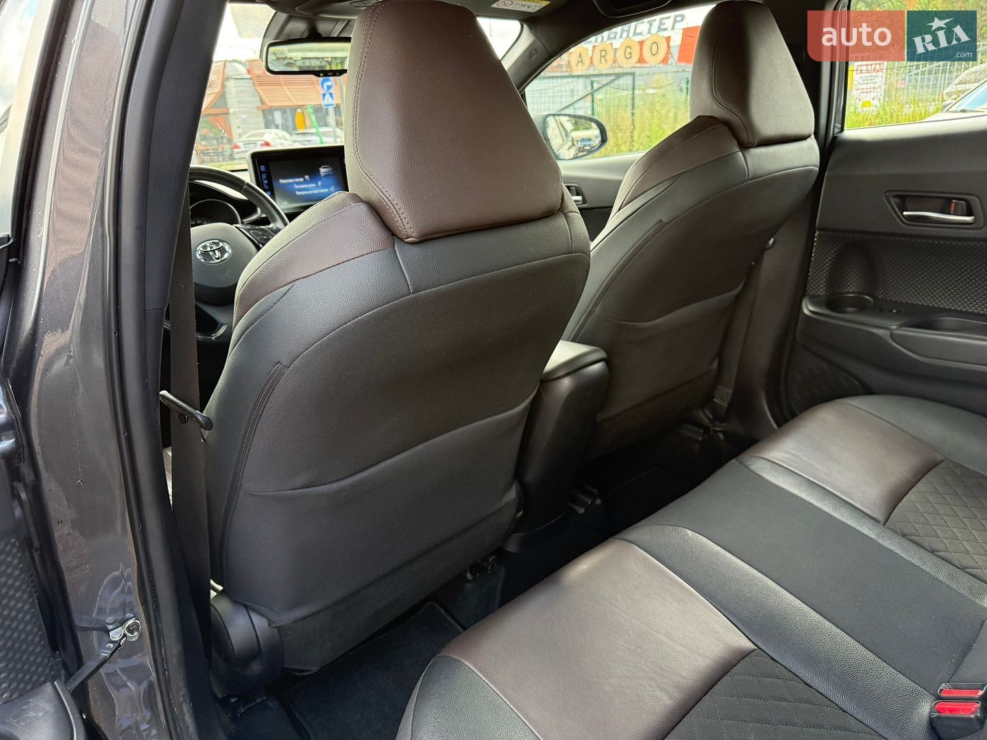 Toyota C-HR 2018 VIN NMTKZ3BX60R201049 фото оголошення 23 з 30