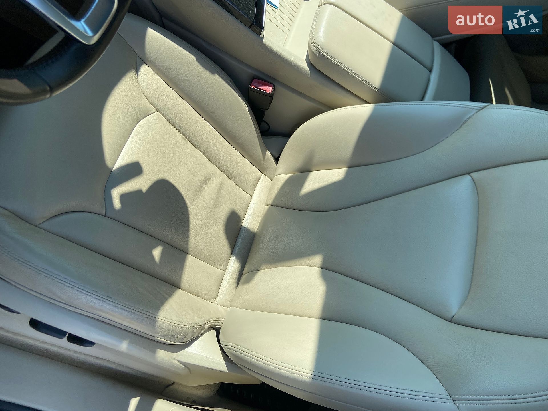 Audi Q7 2019 VIN WA1LAAF77KD012818 фото оголошення 37 з 44