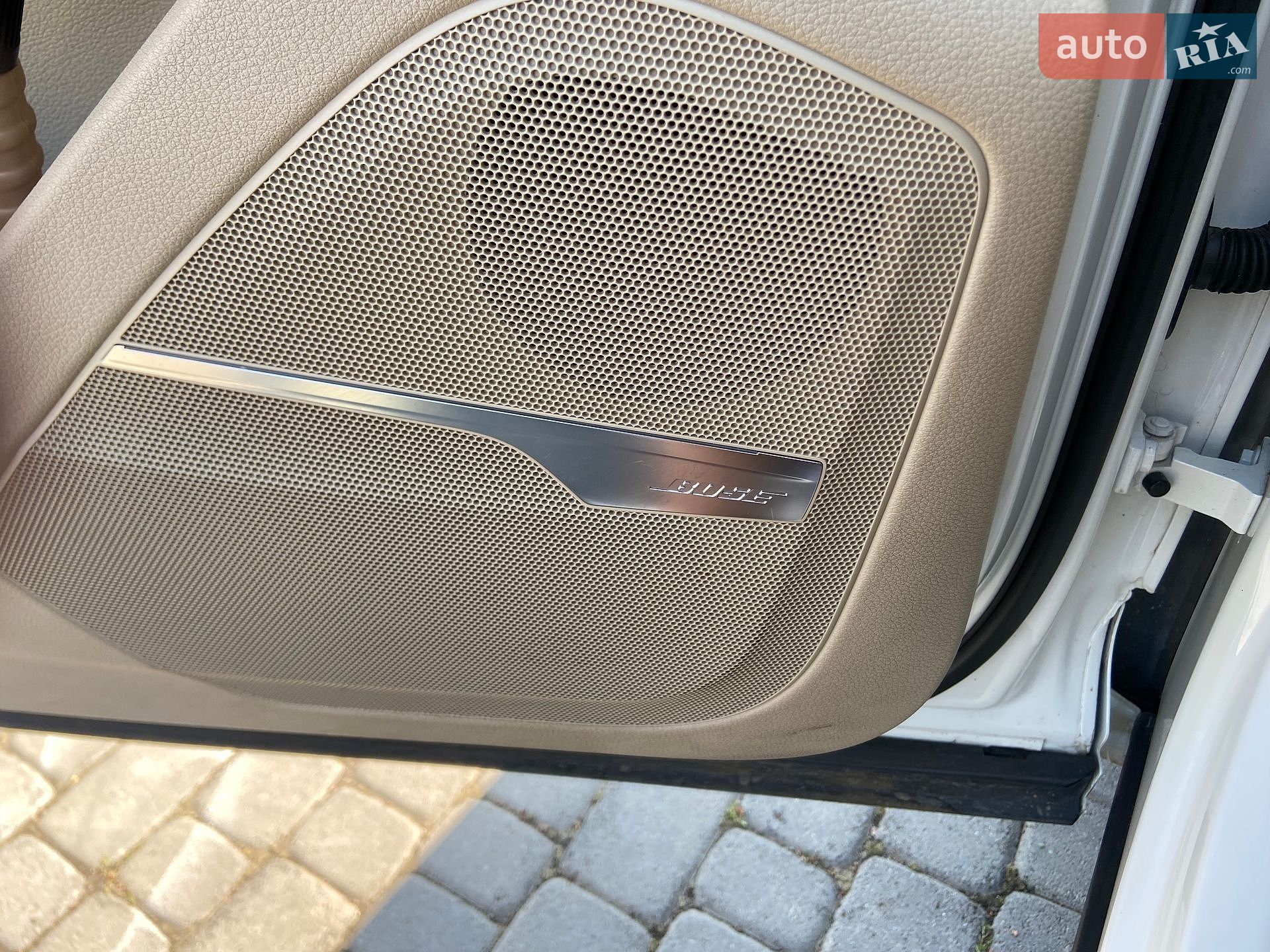 Audi Q7 2019 VIN WA1LAAF77KD012818 фото оголошення 40 з 44