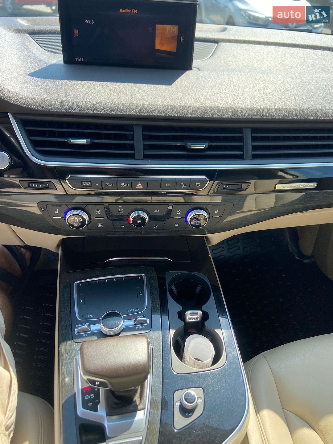 Audi Q7 2019 VIN WA1LAAF77KD012818 фото оголошення 42 з 44
