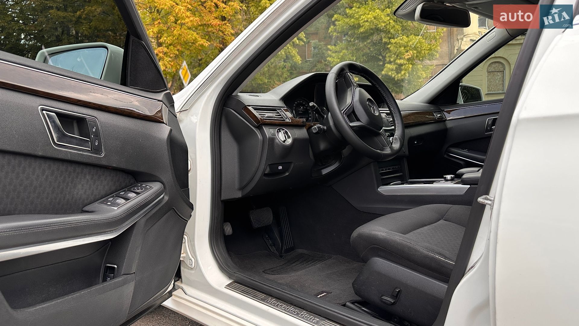 Mercedes-Benz E-Class 2012 VIN WDD2120021A720840 фото оголошення 10 з 13